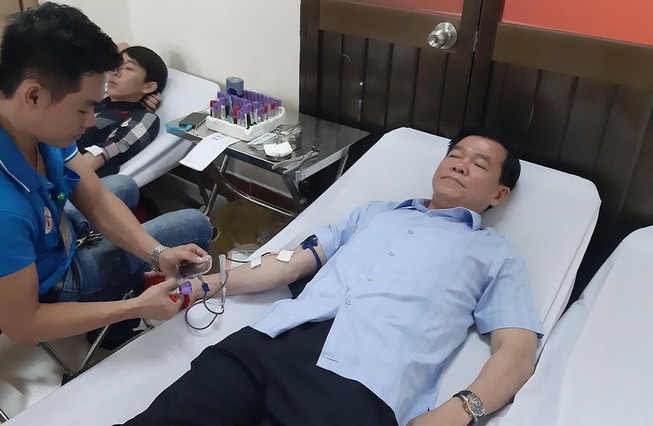 Bí thư Bà Rịa - Vũng Tàu tham gia hiến máu tình nguyện