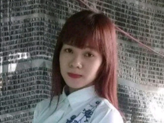 Tạm đình chỉ điều tra vụ cô gái đụng ô tô
