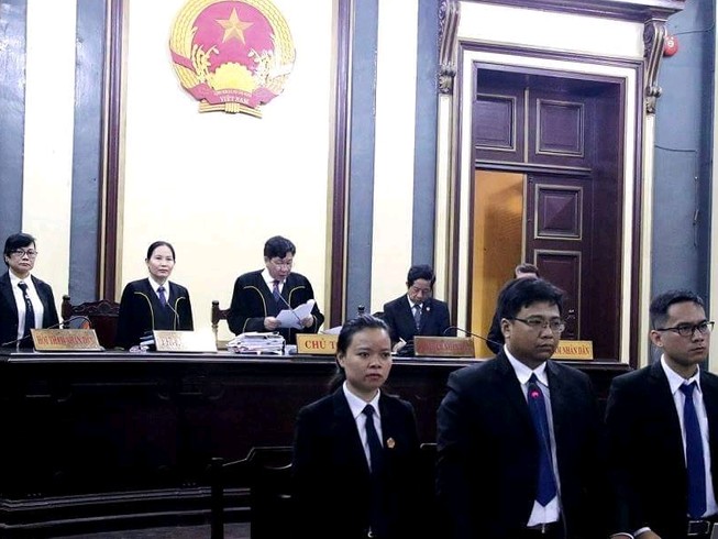 Vụ Hứa Thị Phấn: Luật sư gửi thư xin lỗi HĐXX