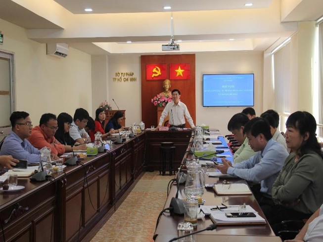 Nạn làm giả giấy tờ tấn công vùng ven TP.HCM