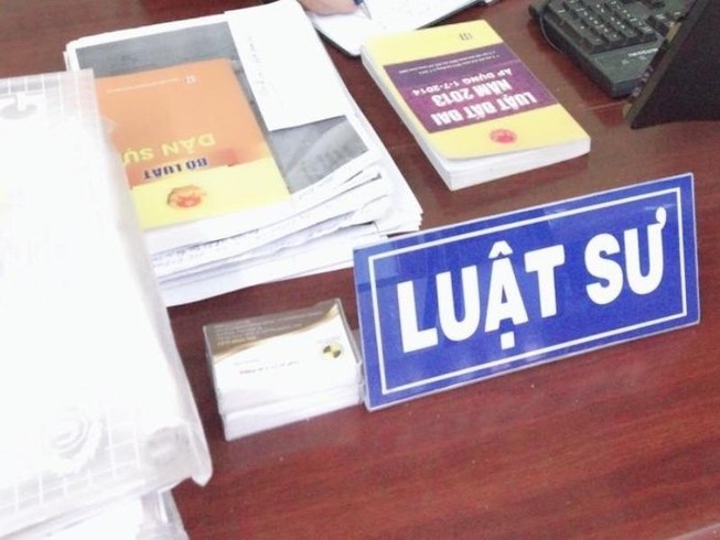 Thêm 1 luật sư bị kỷ luật vì không ký hợp đồng với khách