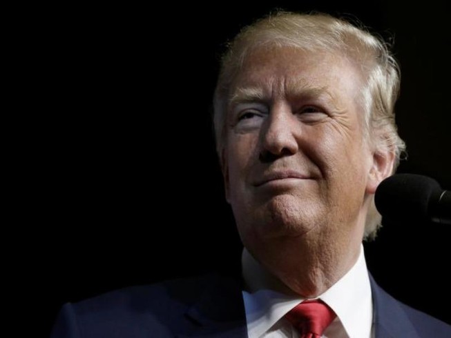 Quỹ của Trump bị yêu cầu ngừng hoạt động
