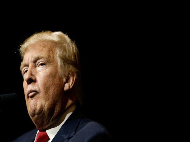 Ông Trump nhận tiền tài trợ bầu cử vượt mức quy định?