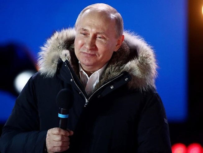 Chiến thắng áp đảo, ông Putin cảm ơn người ủng hộ