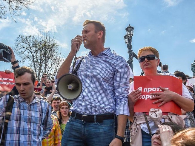 Nga bắt lãnh đạo đối lập Navalny biểu tình trái phép