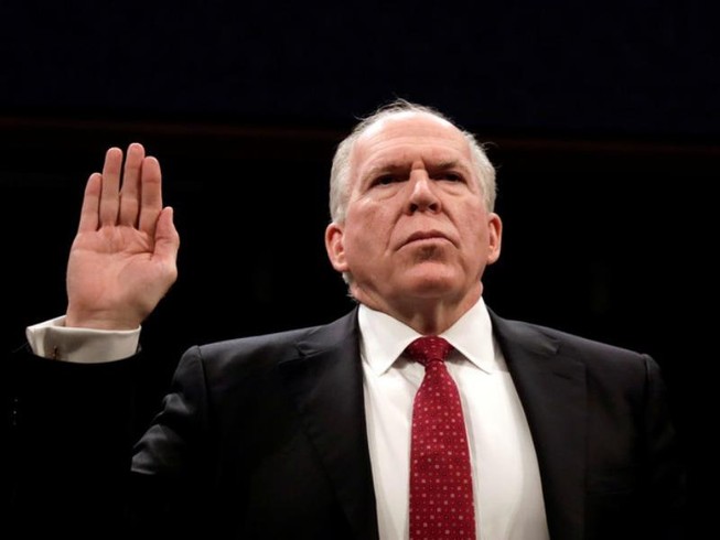 Ông Trump rút quyền miễn trừ an ninh cựu giám đốc CIA