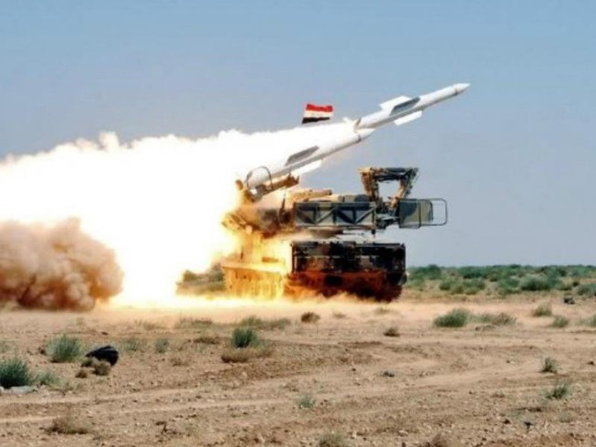 Phòng không Syria báo động cao nhất đề phòng Mỹ tấn công