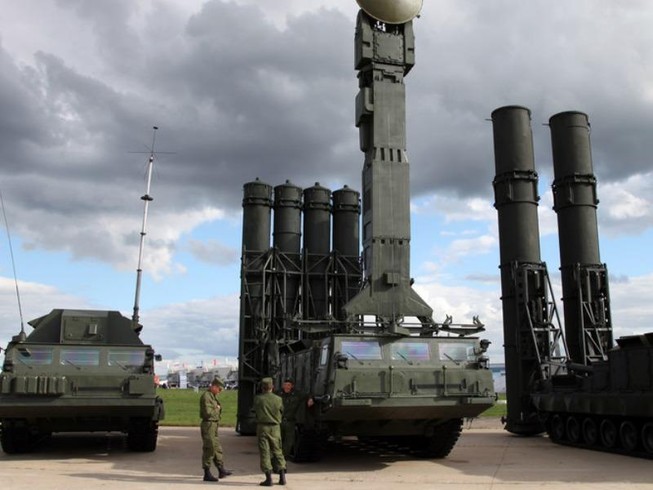 Mỹ lo ngại về hệ thống S-300 được Nga chuyển tới Syria