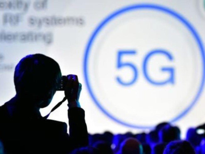 Vị thế của Mỹ trong cuộc đua 5G khi cấm cửa Huawei