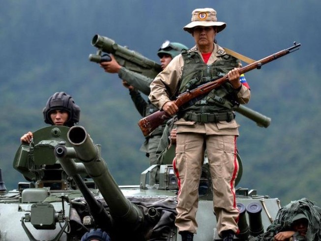 Nga cam kết tăng cường sức mạnh cho quân đội Venezuela