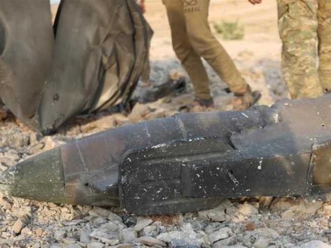 Phiến quân bắn rơi chiến cơ của chính phủ Syria, bắt phi công
