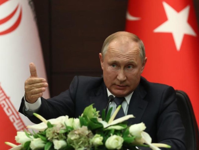 Ông Putin đề nghị Saudi Arabia mua hệ thống tên lửa của Nga