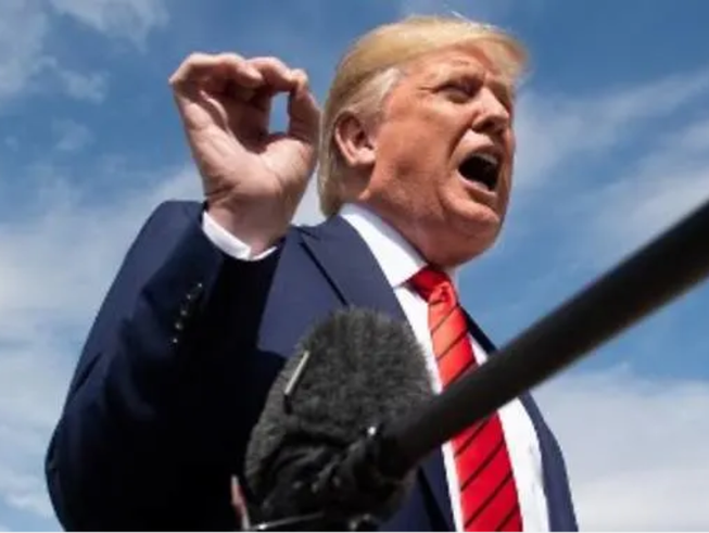 Ông Trump muốn gặp 'người thổi còi' khiến ông bị đòi luận tội