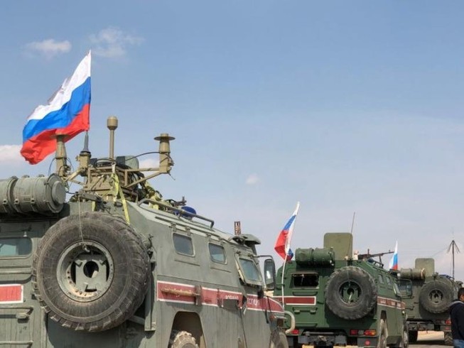 Xe bọc thép Nga bị đánh bom ở Syria, 3 người bị thương