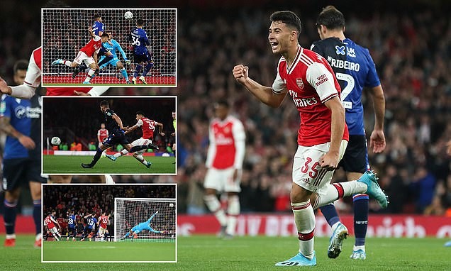Arsenal, Man. City thắng dễ, Tottenham bị loại khỏi League Cup