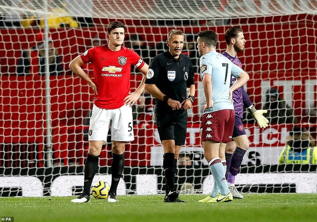 Thi đấu vô hồn, MU chia điểm trước Aston Villa trên sân nhà