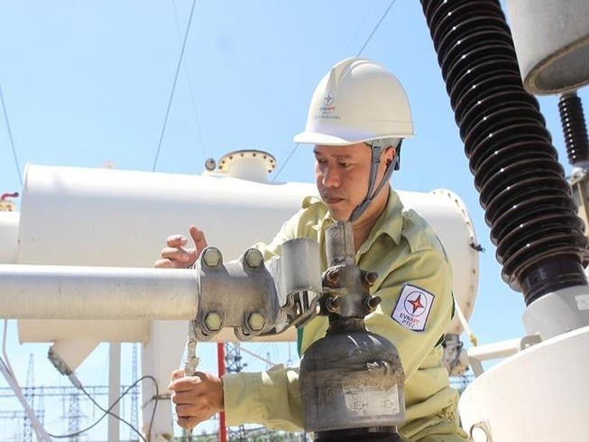 TP.HCM: Hơn 90% người dân thanh toán tiền điện qua ngân hàng