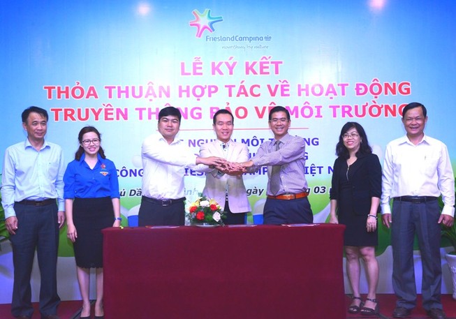 FCV ký hợp tác truyền thông môi trường với Bình Dương