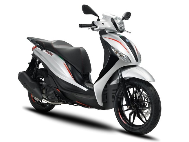 Medley ABS 2018: Mẫu xe chiến lược, đậm chất nam tính