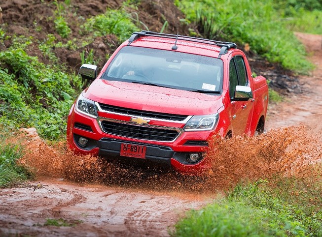 Thử nghiệm khắc nghiệt khung gầm xe Colorado và Trailblazer