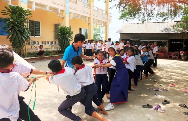 Hơn 16.000 ly sữa cho trẻ nhân Ngày sữa thế giới 2018