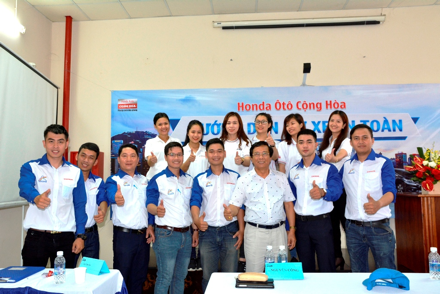 Honda Cộng Hòa tổ chức thành công chương trình lái xe an toàn