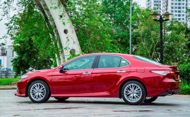 Hé lộ hình ảnh ban đầu chiếc Toyota Camry 2019