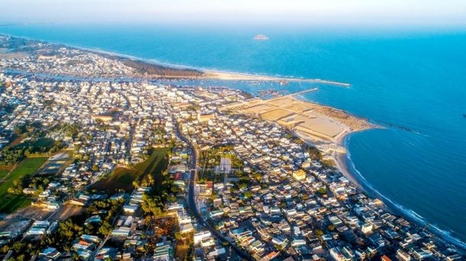 Giới đầu tư đổ tiền vào nhà phố biển ở Lagi