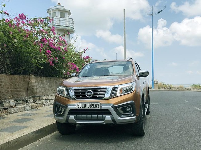 Nissan Navara VL, bán tải Nhật không ngại thách thức