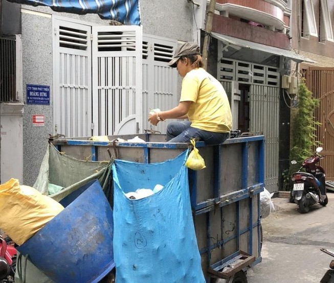 Tiếp tục nỗ lực vận động người dân không xả rác bừa bãi