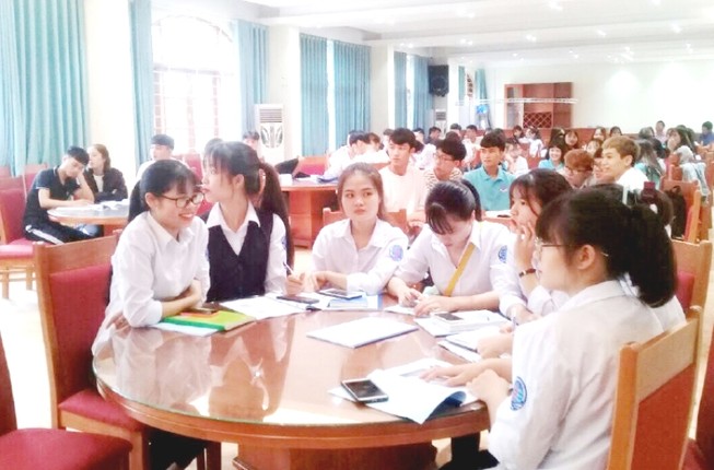 Khóa tập huấn sinh viên nâng cao nghiệp vụ khách sạn nhà hàng
