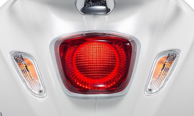 Piaggio ra mắt phiên bản Vespa Sprint 2019 cá tính