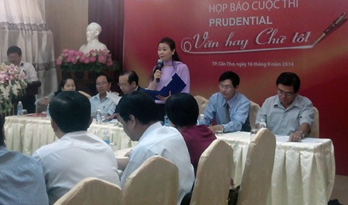 Cuộc thi 'Prudential – Văn hay Chữ tốt' ĐBSCL năm 2014