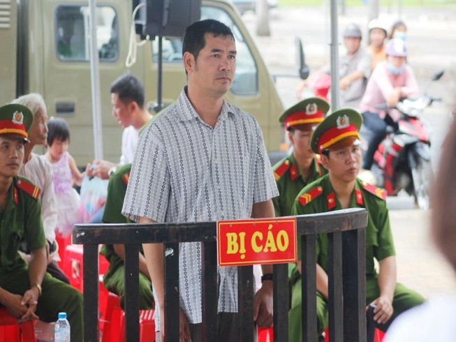 Giả đặc phái viên Chính phủ lừa CSGT lãnh 2 năm tù