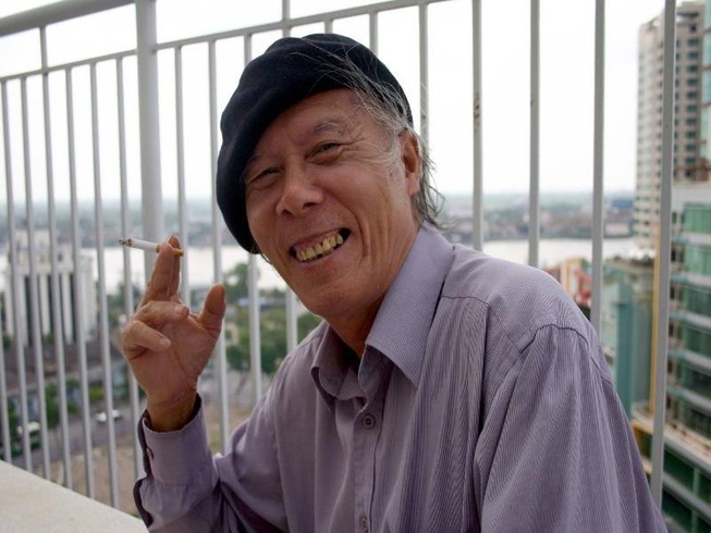 Những ngày rong chơi cùng ông 'Thời hoa đỏ'