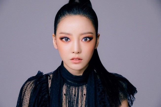 Goo Hara tự tử tại nhà riêng, nhiều đồng nghiệp hủy show