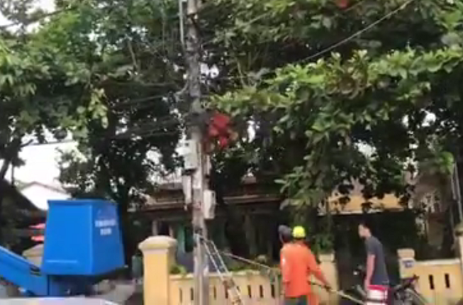1 công nhân điện lực ở Huế tử vong khi đang sửa điện