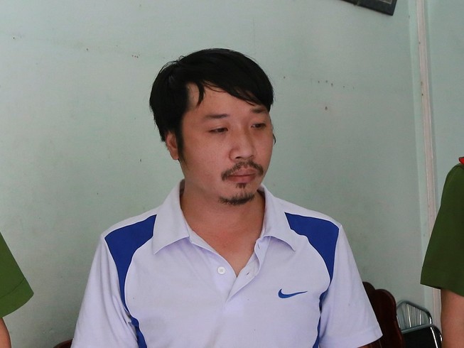 'Nổ' quan hệ rộng, hiệu trưởng lừa gần 1 tỉ đồng