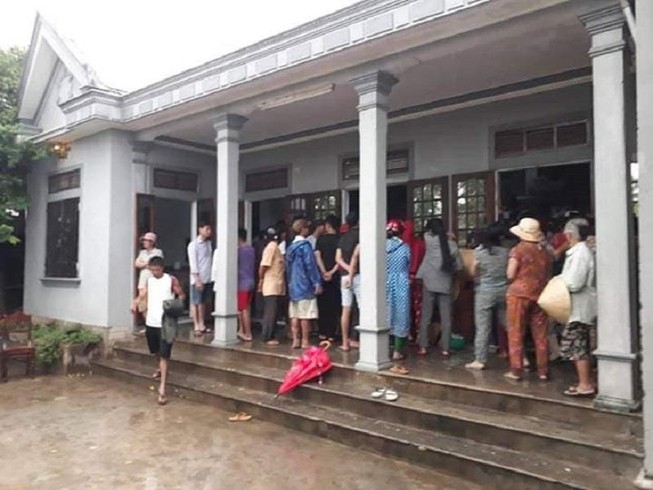 Sét đánh 2 phụ nữ thương vong khi đang làm ruộng