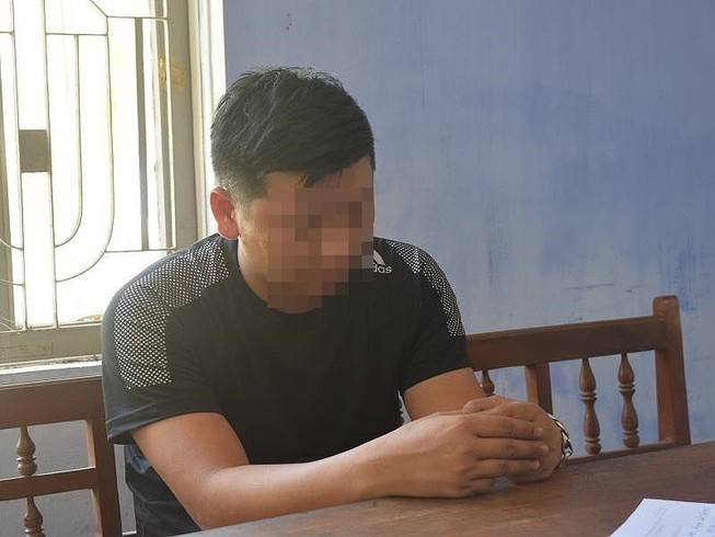 Tài xế xe khách dương tính ma túy tông vào ô tô bị tai nạn