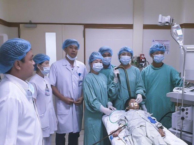 Bé gái ho ra máu sau ăn món cá trê nướng 3 tuần