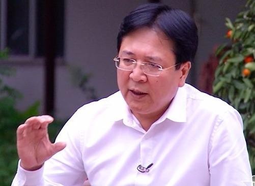Cấm 5 ca khúc: “Tôi đã nói anh em phải xem lại mình“