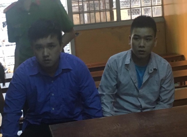 Nhờ bạn chở đi giết người vì... nhớ chuyện cũ