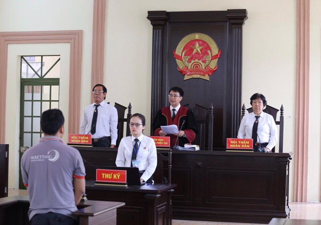 Thiếu quan sát, tài xế xe tải lãnh án