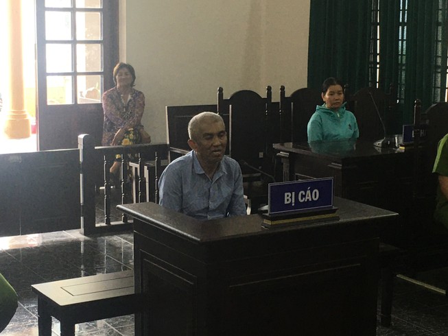 Kẻ dâm ô bé gái 5 tuổi ở Tân Bình bị phạt 5 năm tù