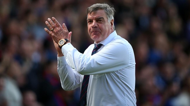 Chuyển động World Cup tối 14-6: Alardyce thêm 'dầu vào lửa'