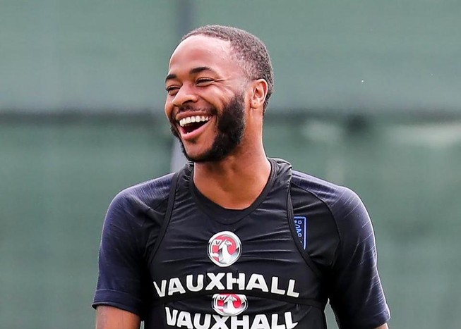 Sterling tiếp tục được Southgate tin dùng,chơi cạnh Harry Kane