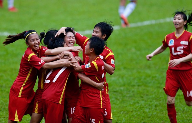 Đánh bại PP Hà Nam, TP.HCM I bật nhảy lên ngôi nhì bảng
