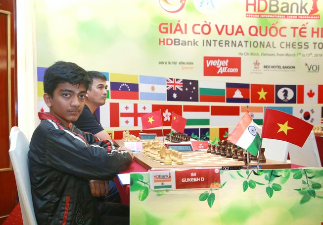 Đại kiện tướng trẻ thứ 2 thế giới dẫn đầu giải cờ vua HDBank