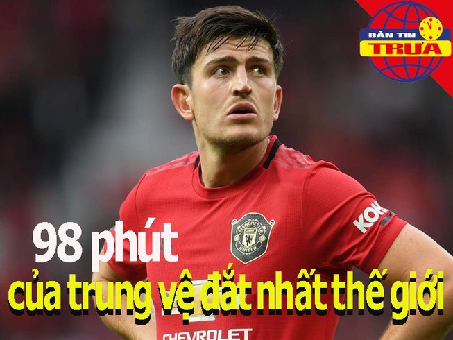 98 phút của trung vệ đắt nhất thế giới; Treo còi bốn trọng tài